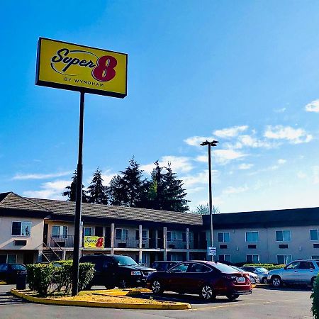 Super 8 By Wyndham Lynnwood Motel Екстериор снимка